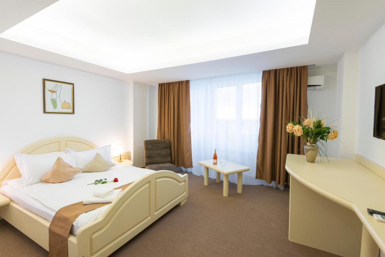 Hotel Randy Constanta Luaran gambar