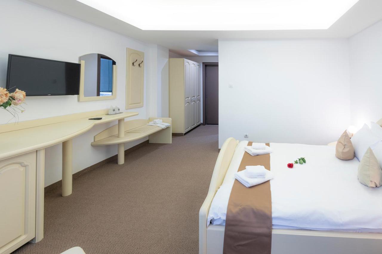 Hotel Randy Constanta Luaran gambar