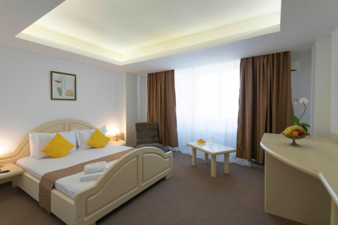 Hotel Randy Constanta Luaran gambar