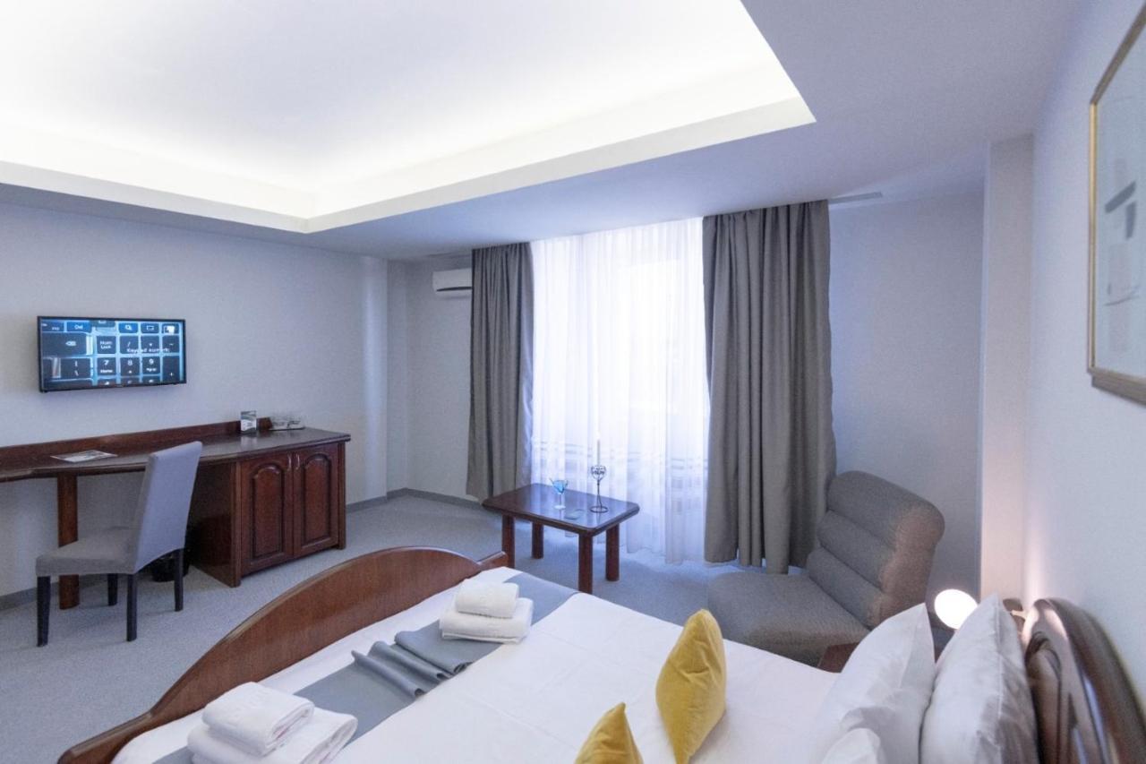 Hotel Randy Constanta Luaran gambar