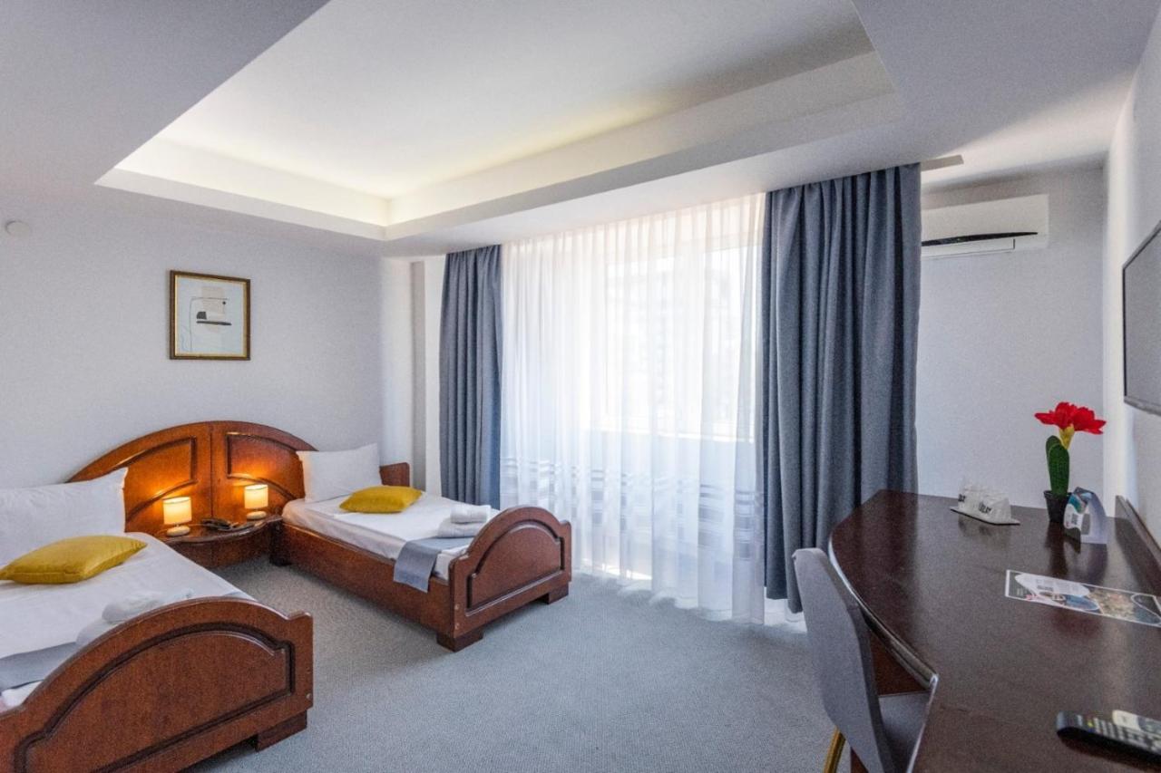 Hotel Randy Constanta Luaran gambar